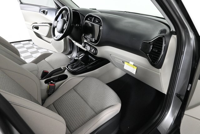 2025 Kia Soul EX photo 4