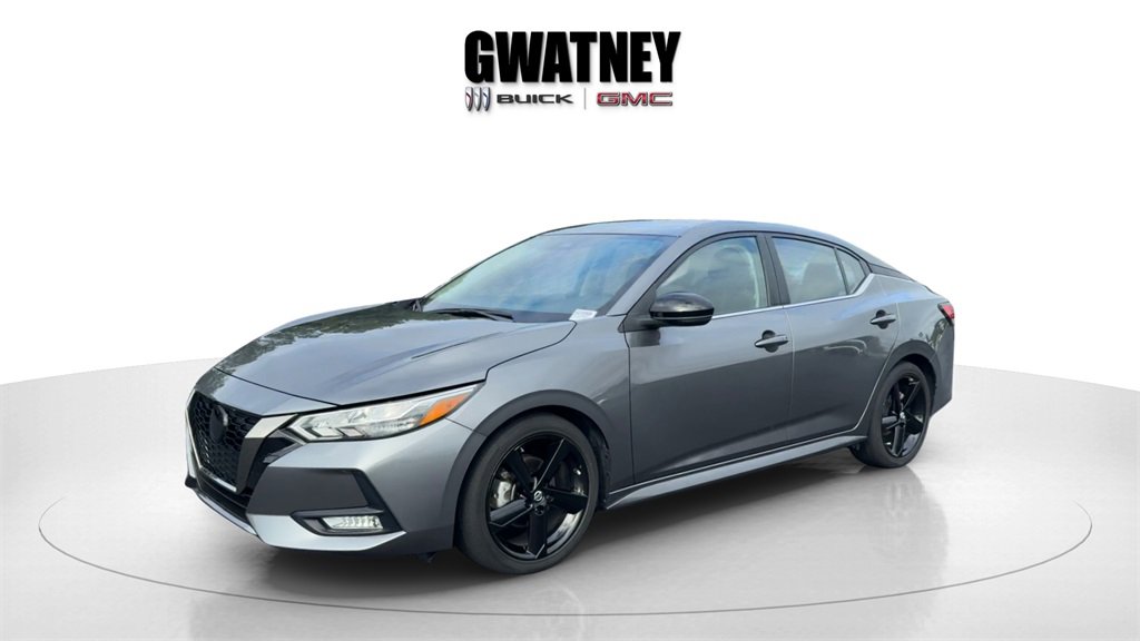 2022 Nissan Sentra SR photo 2