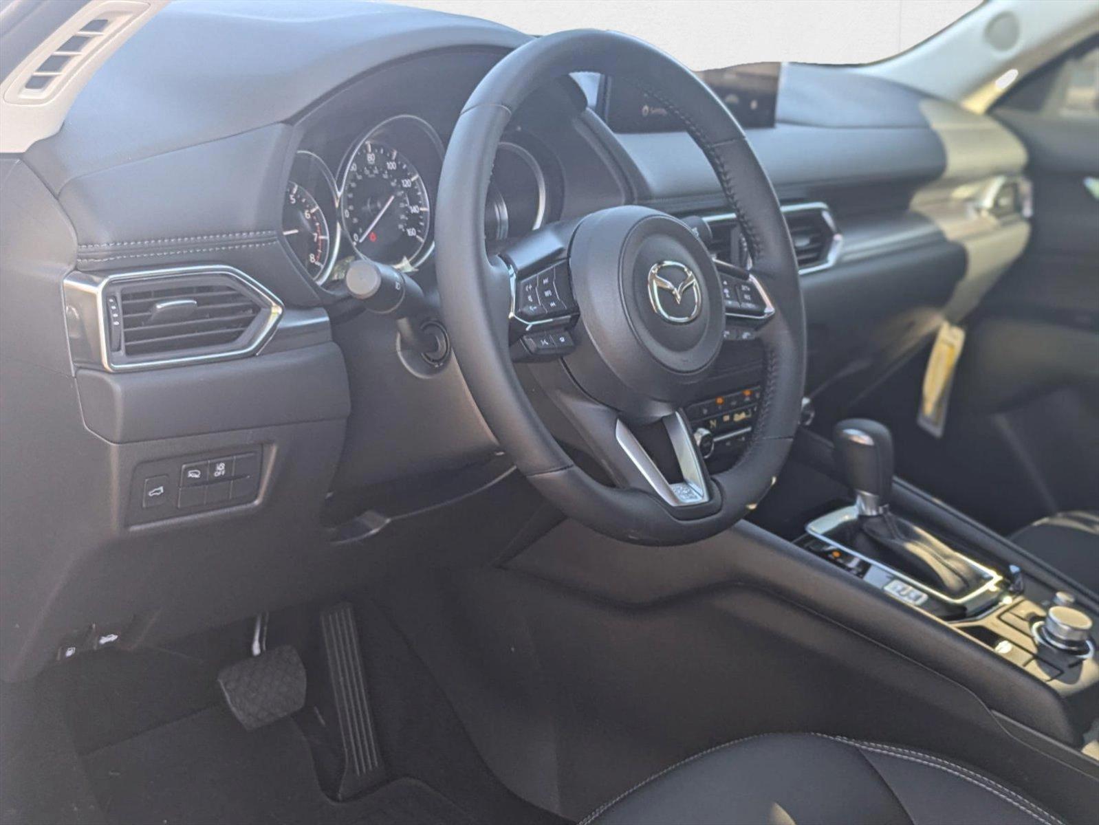 2025 Mazda CX-5 2.5 S Preferred photo 3