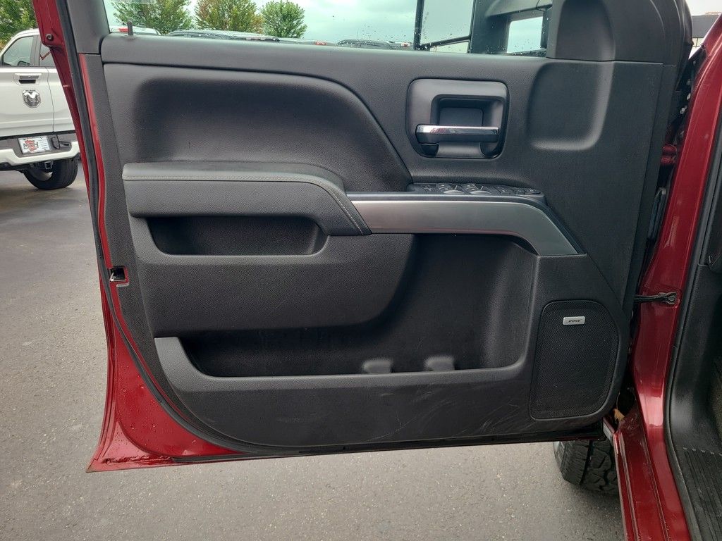 2015 Chevrolet Silverado 2500HD LT photo 14