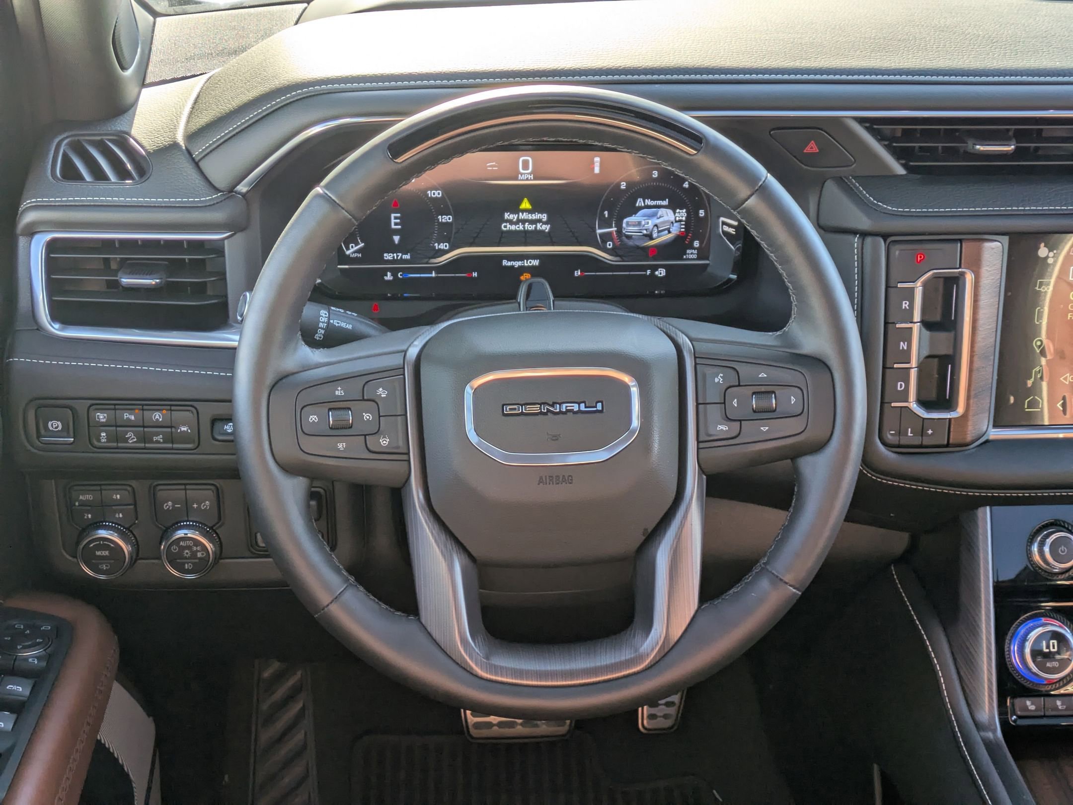 2024 Gmc Yukon XL Denali Ultimate photo 21