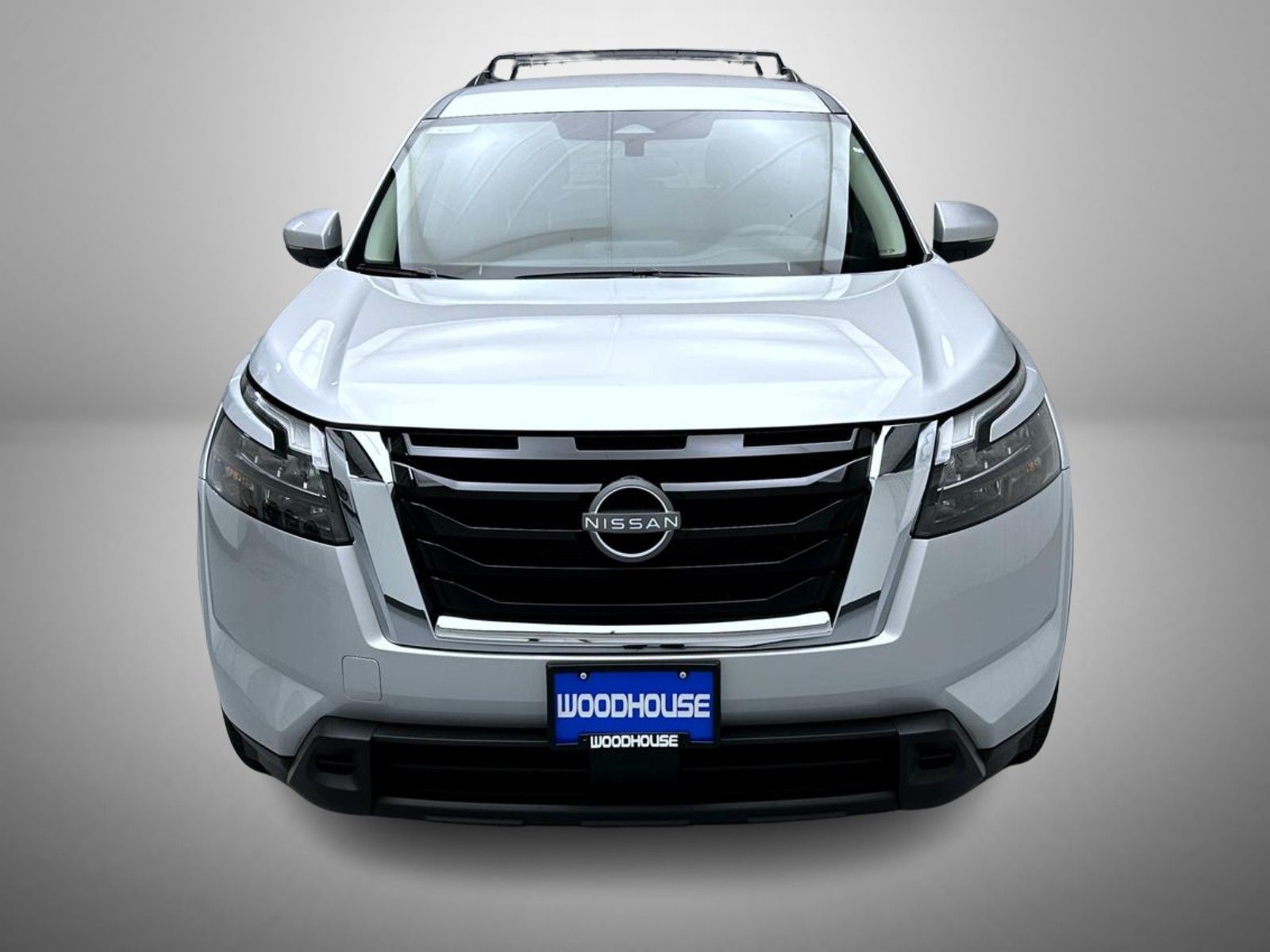 2025 Nissan Pathfinder SV photo 2