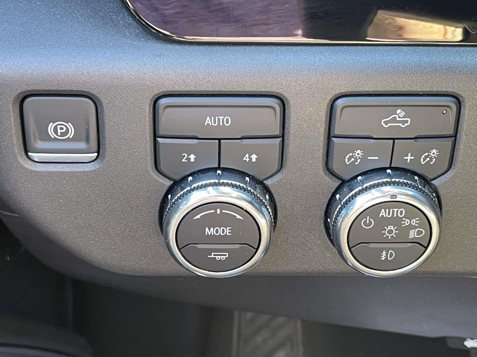 2024 Gmc Sierra 1500 Elevation photo 25