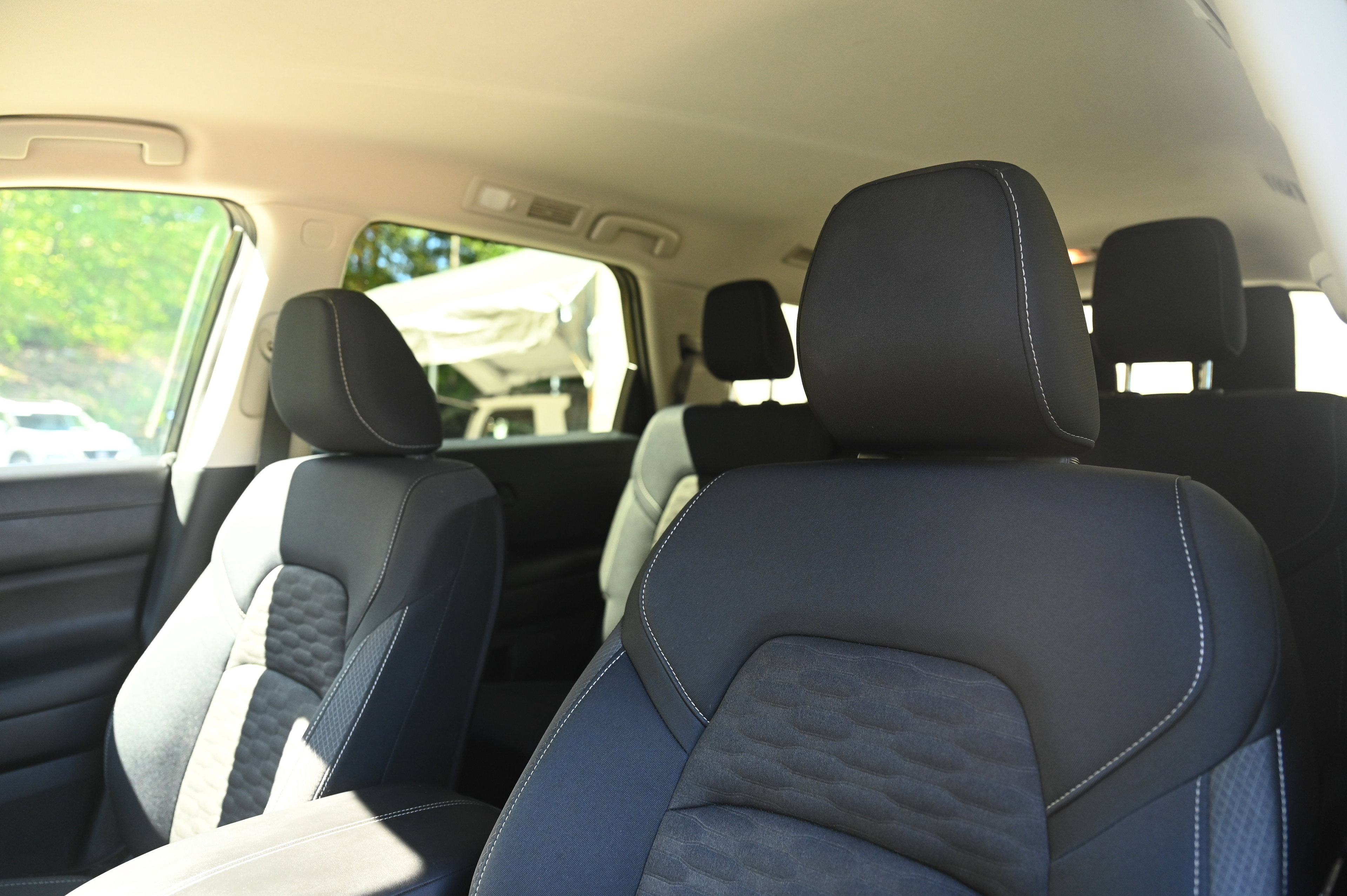 2024 Nissan Pathfinder S photo 18