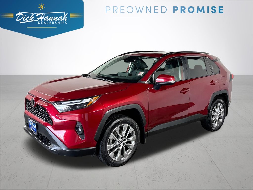 2023 Toyota RAV4 XLE Premium's photo