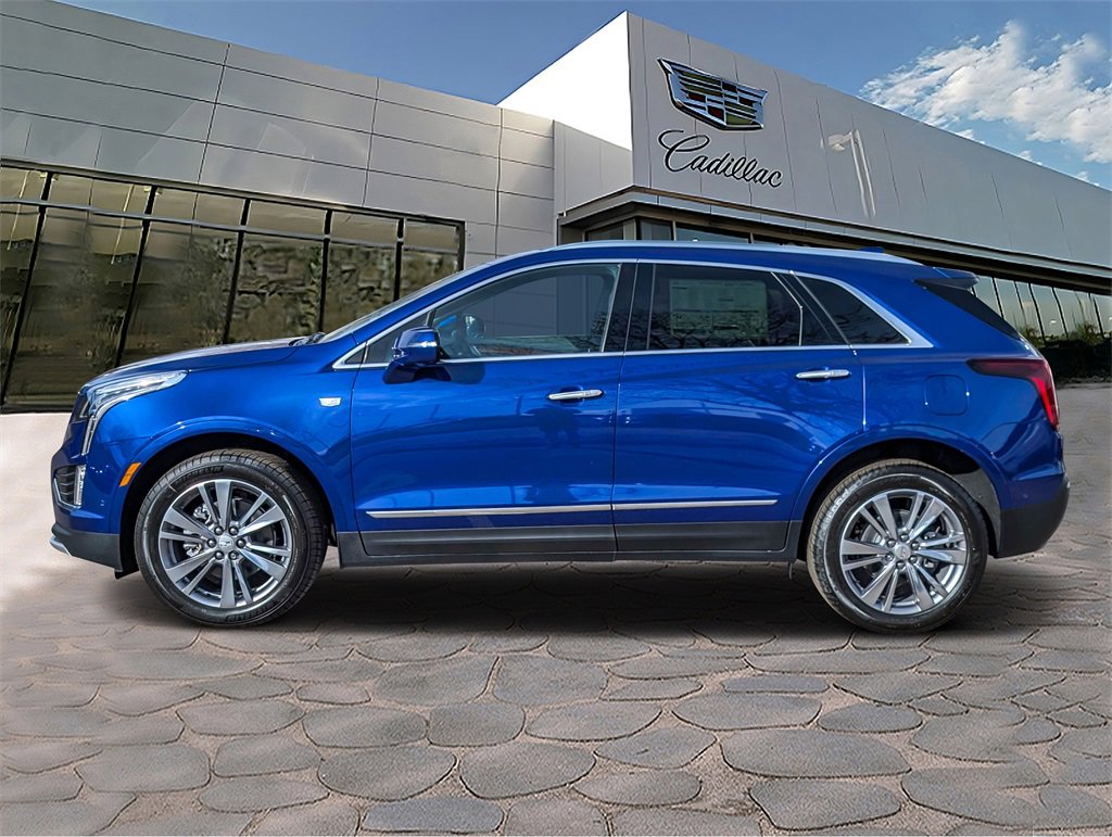 2025 Cadillac XT5 Premium Luxury photo 2