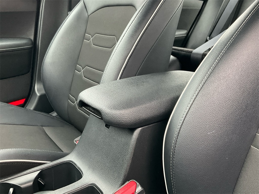 2024 Kia Forte GT-Line photo 11