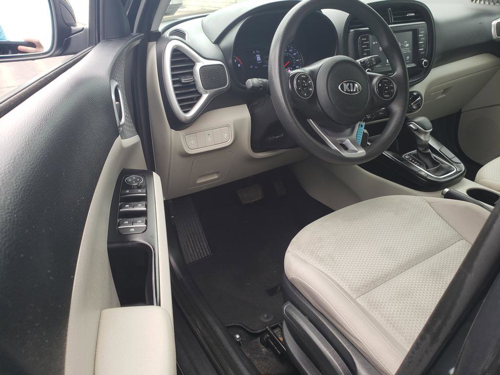 2020 Kia Soul LX S X-Line photo 12