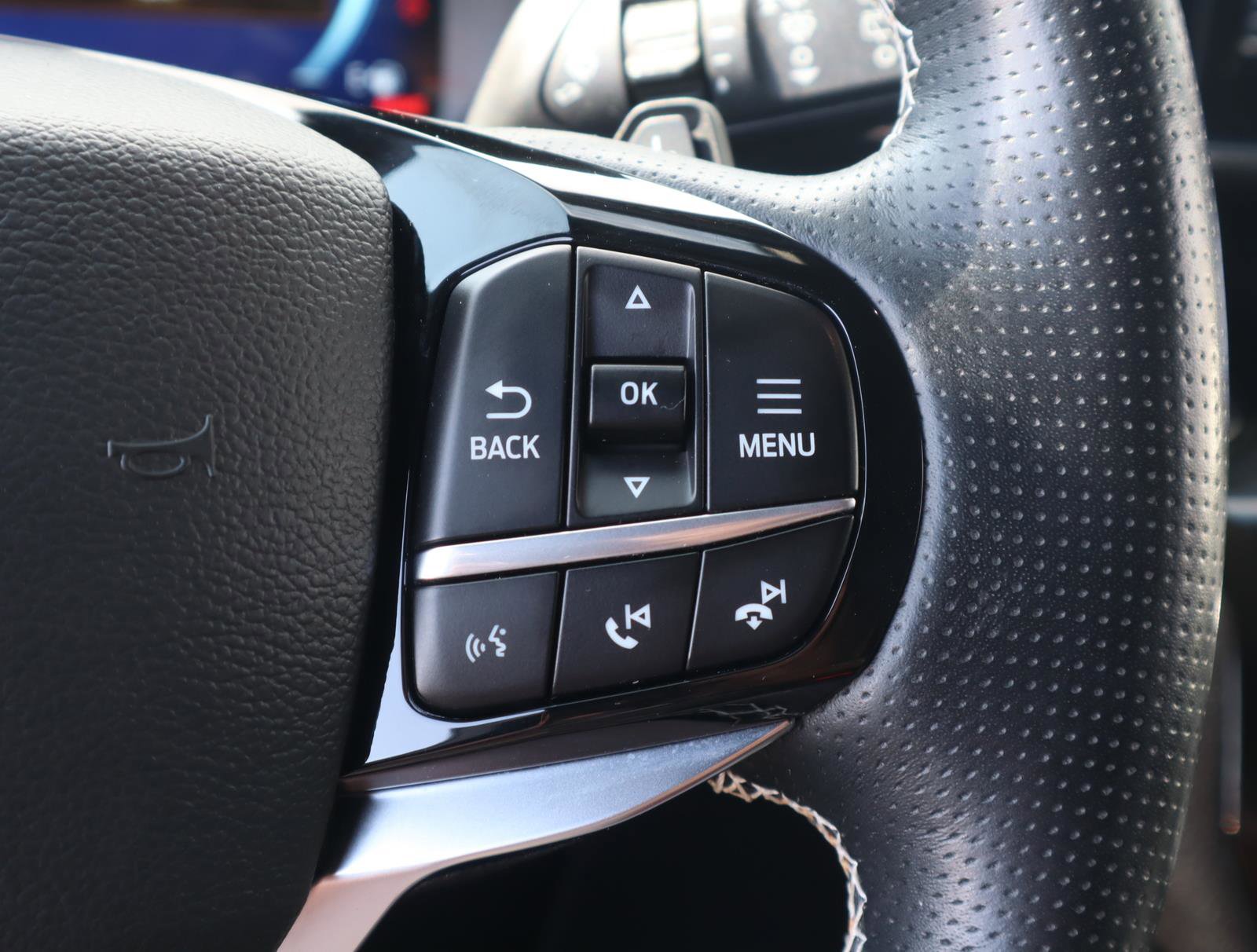 2021 Ford Explorer ST photo 7