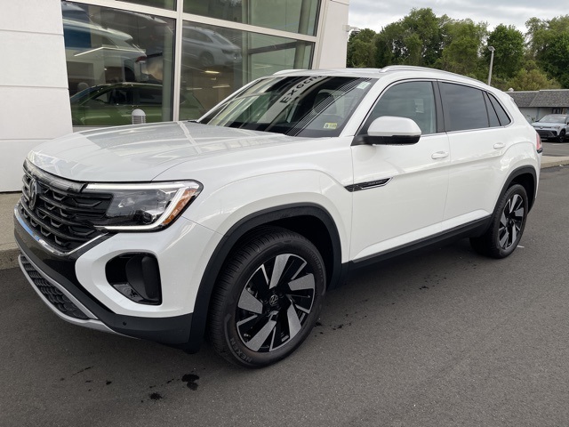 2024 Volkswagen Atlas Cross Sport SEL photo 3