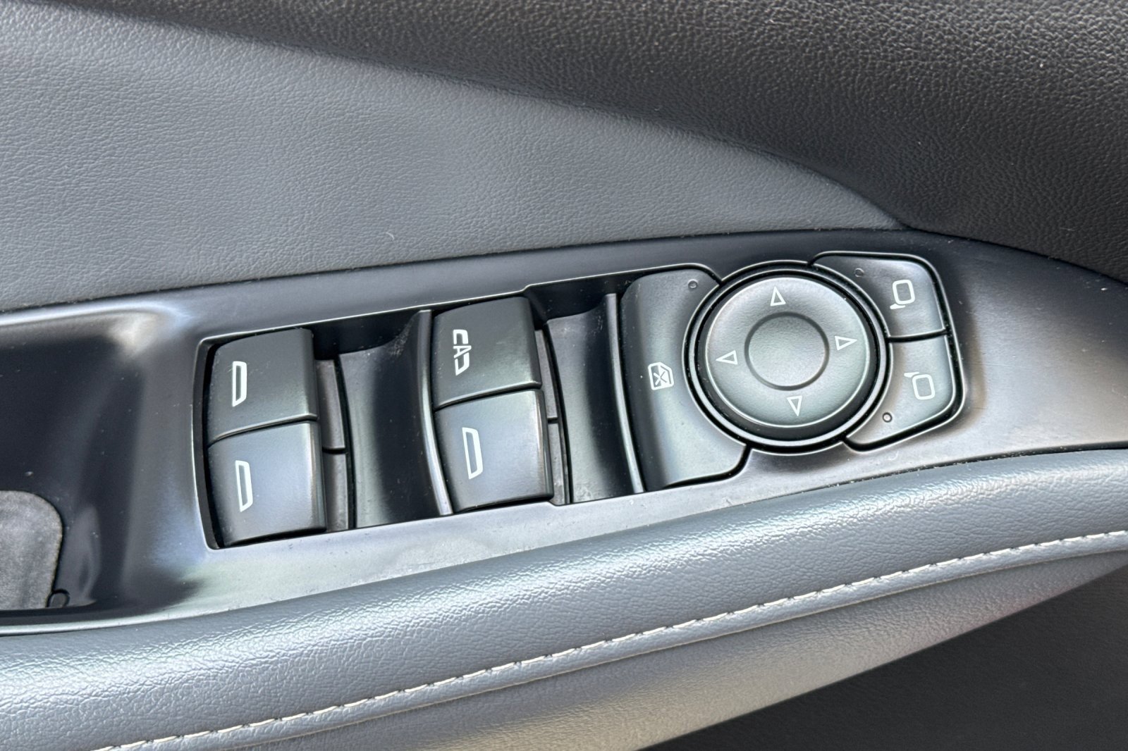 2021 Buick Enclave Essence photo 12