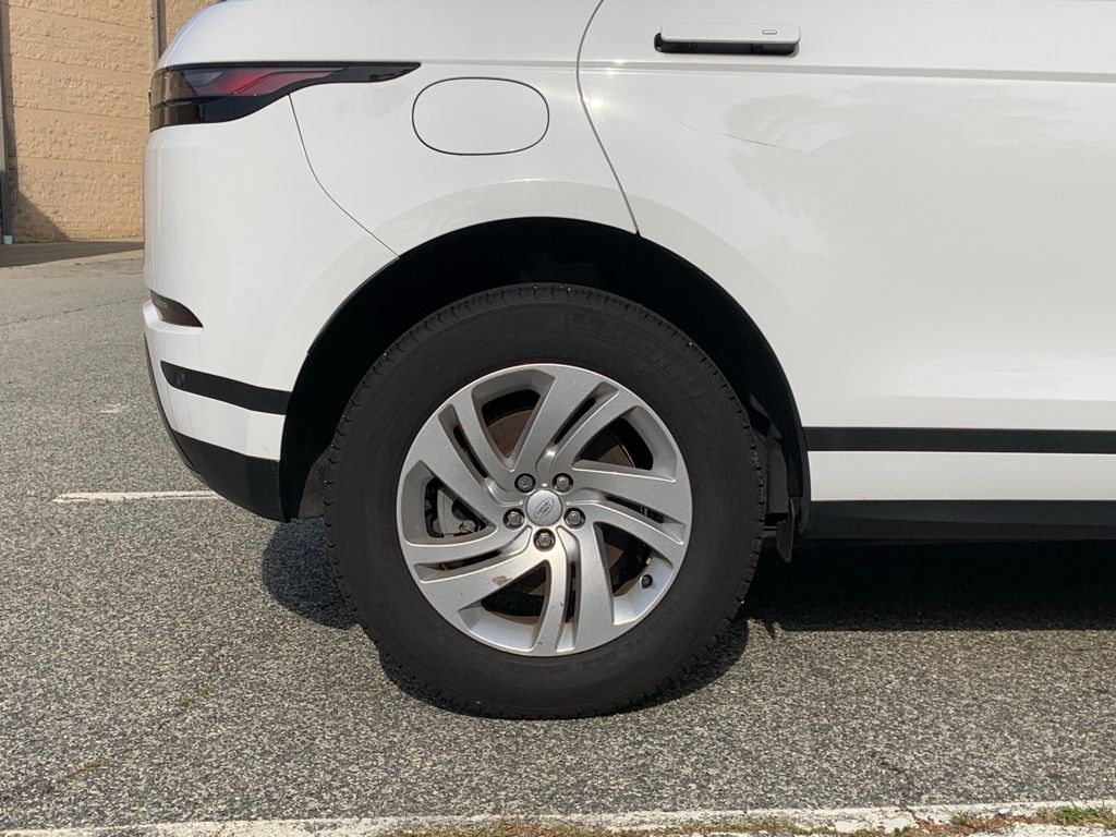 2024 Land Rover Range Rover Evoque S photo 11