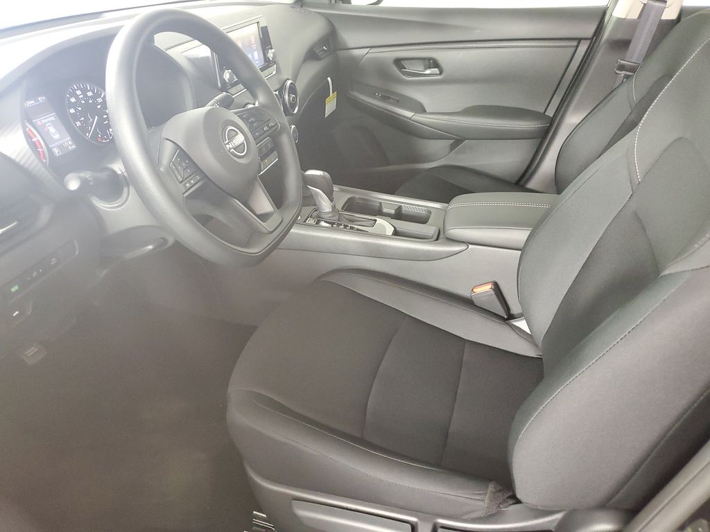 2025 Nissan Sentra S photo 11