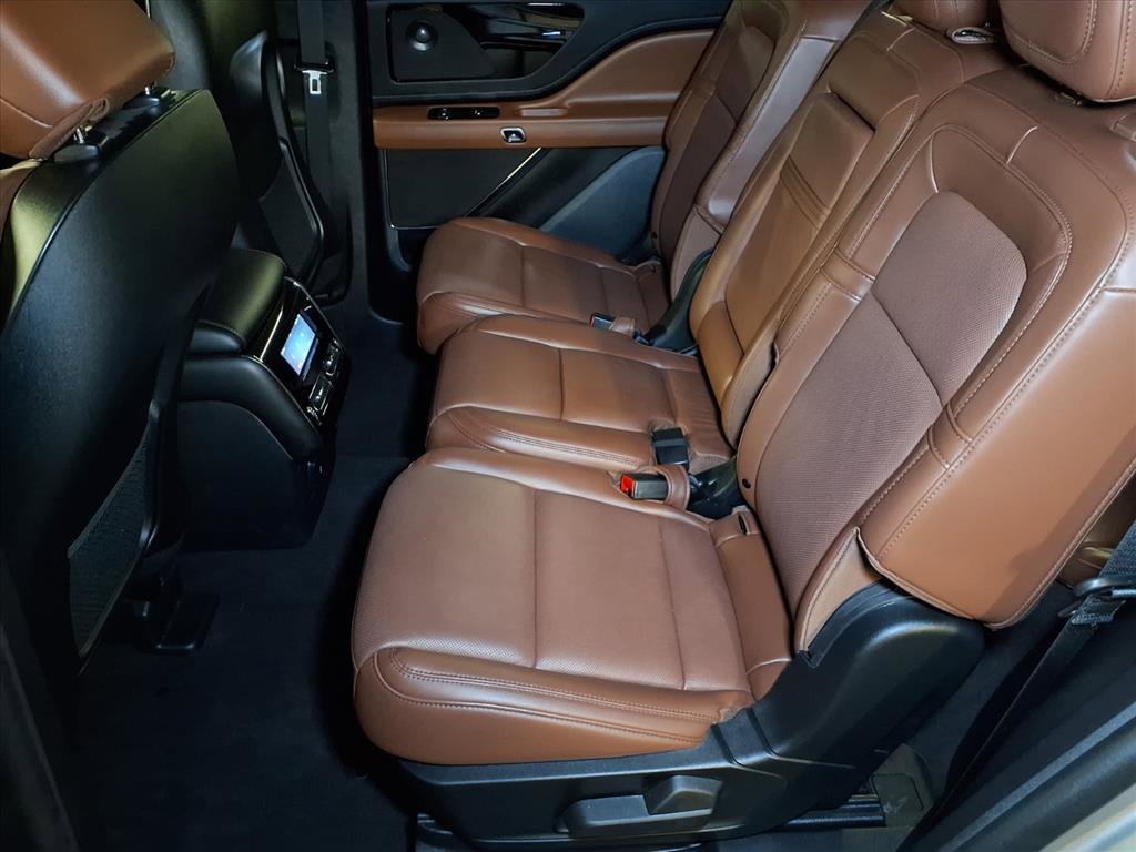 2023 Lincoln Aviator Grand Touring photo 16