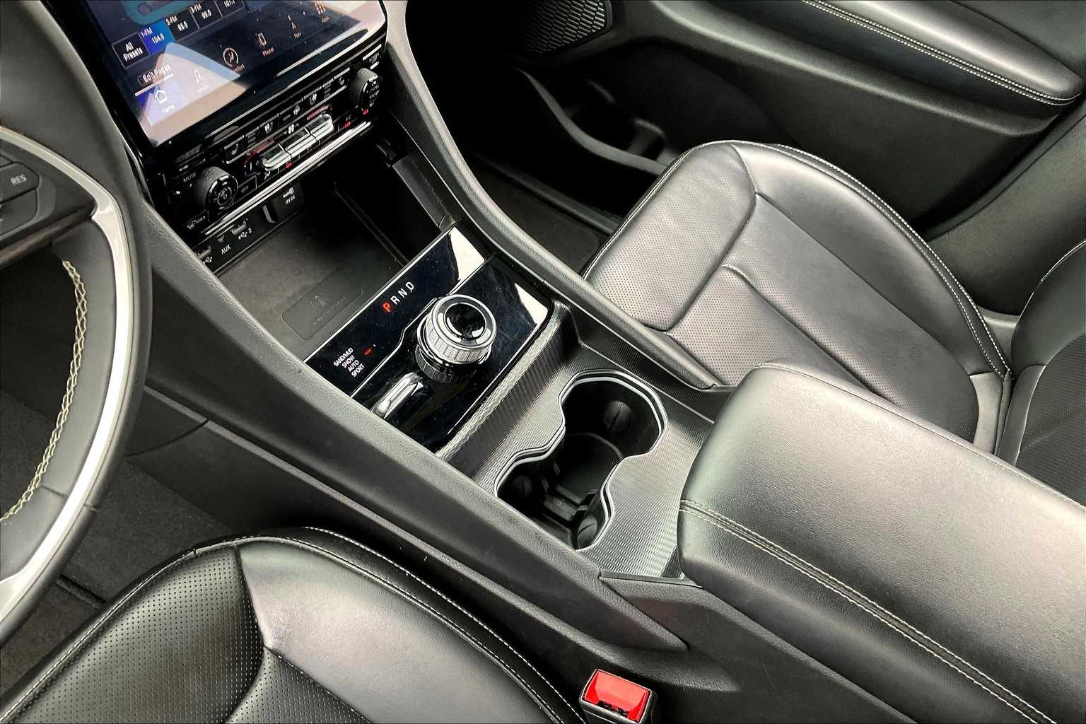 2024 Jeep Grand Cherokee Limited photo 11