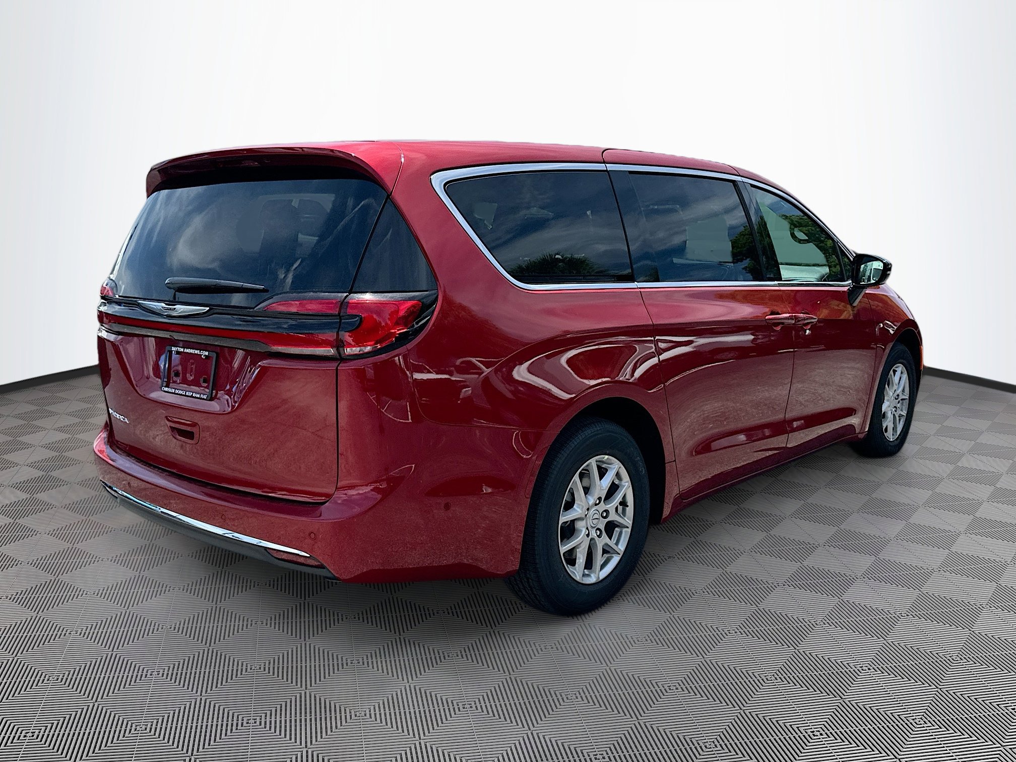 2025 Chrysler Pacifica photo 4