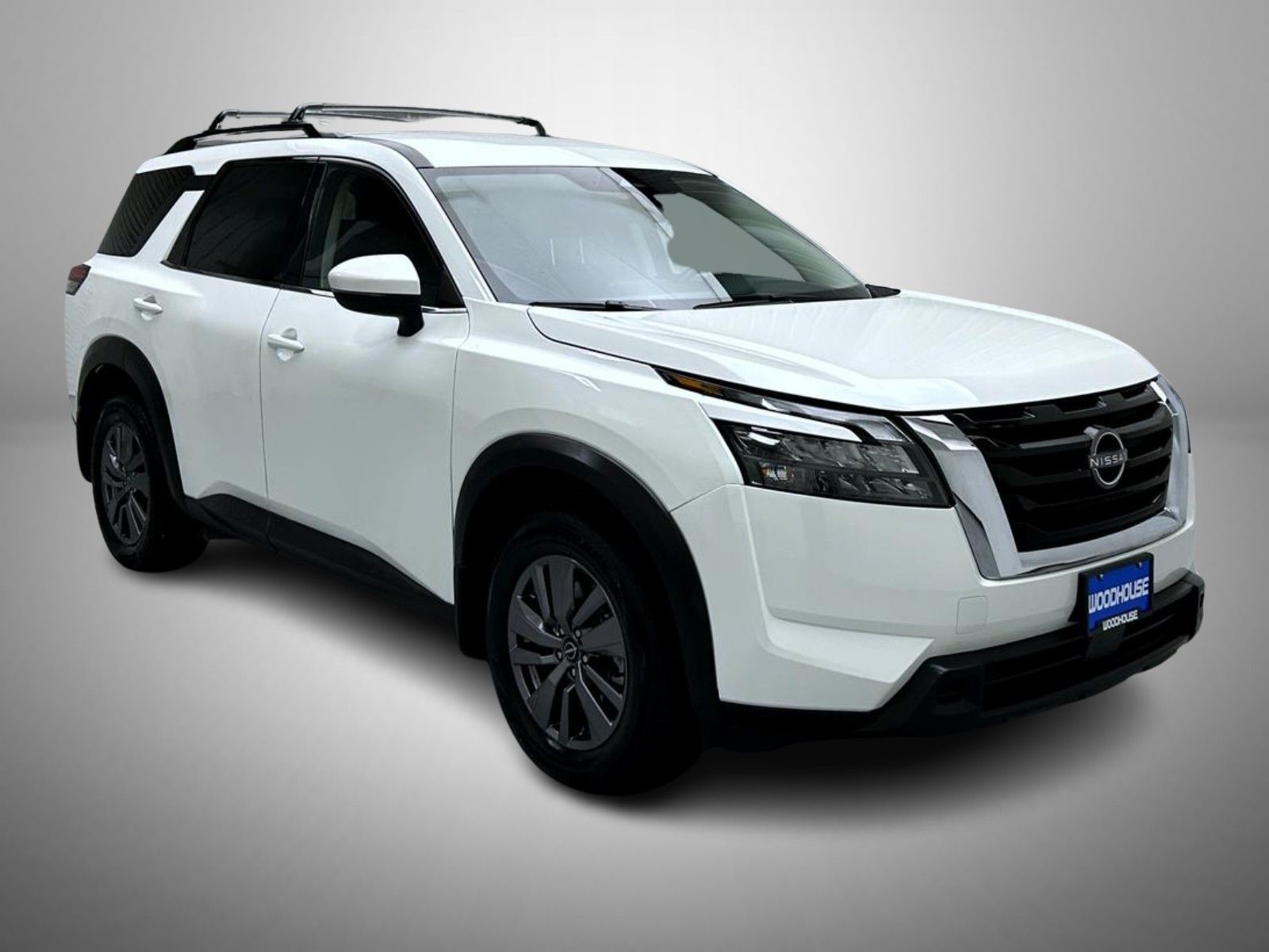 2023 Nissan Pathfinder SV photo 2