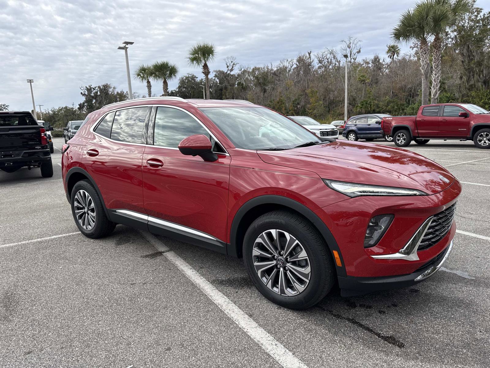 2025 Buick Envision Preferred's photo