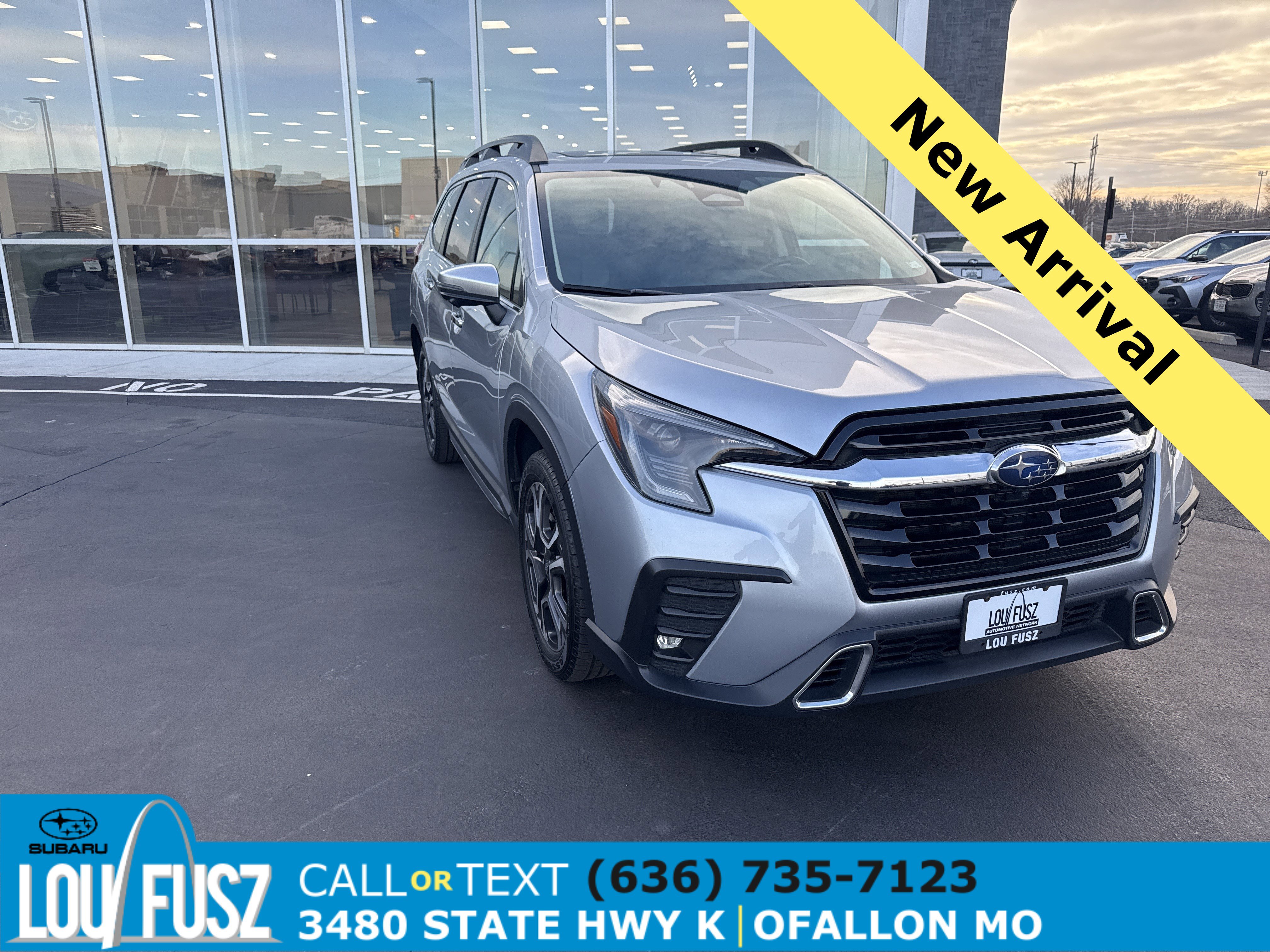 2023 Subaru Ascent Touring's photo