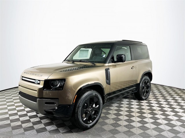 2025 Land Rover Defender 90 X-Dynamic SE
