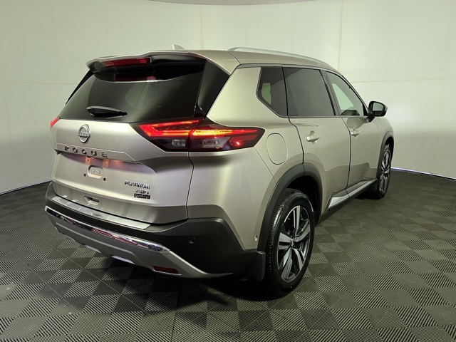 2023 Nissan Rogue Platinum photo 7