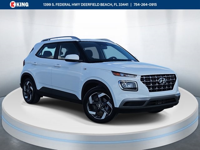 2025 Hyundai Venue SEL's photo