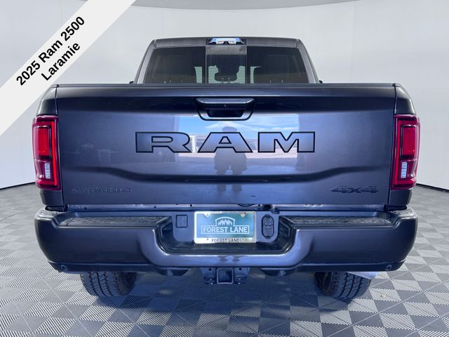 2025 Toyota RAV4 Laramie photo 3