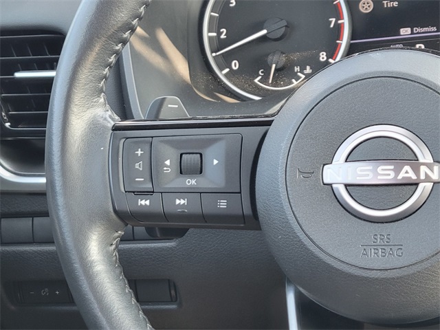 2022 Nissan Rogue SV photo 25