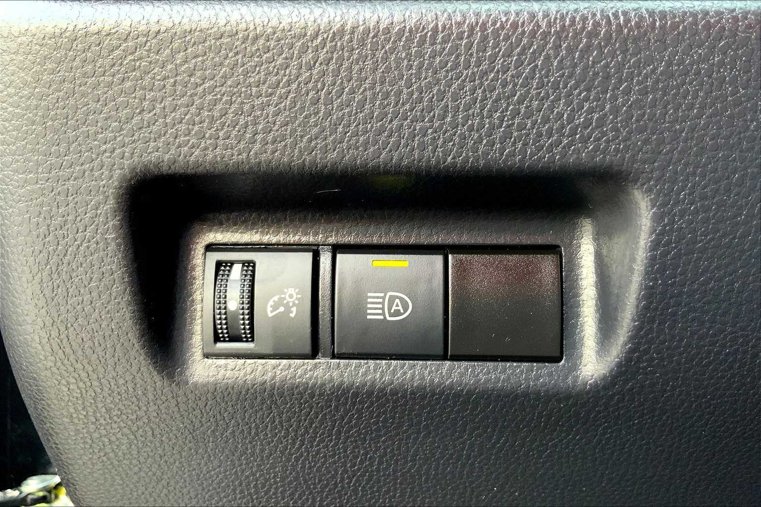 2024 Toyota RAV4 Adventure photo 27