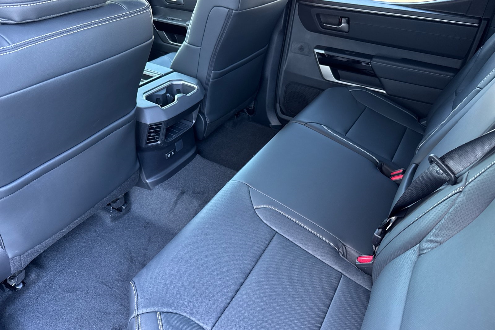 2026 Toyota Tundra Limited CrewMax photo 4