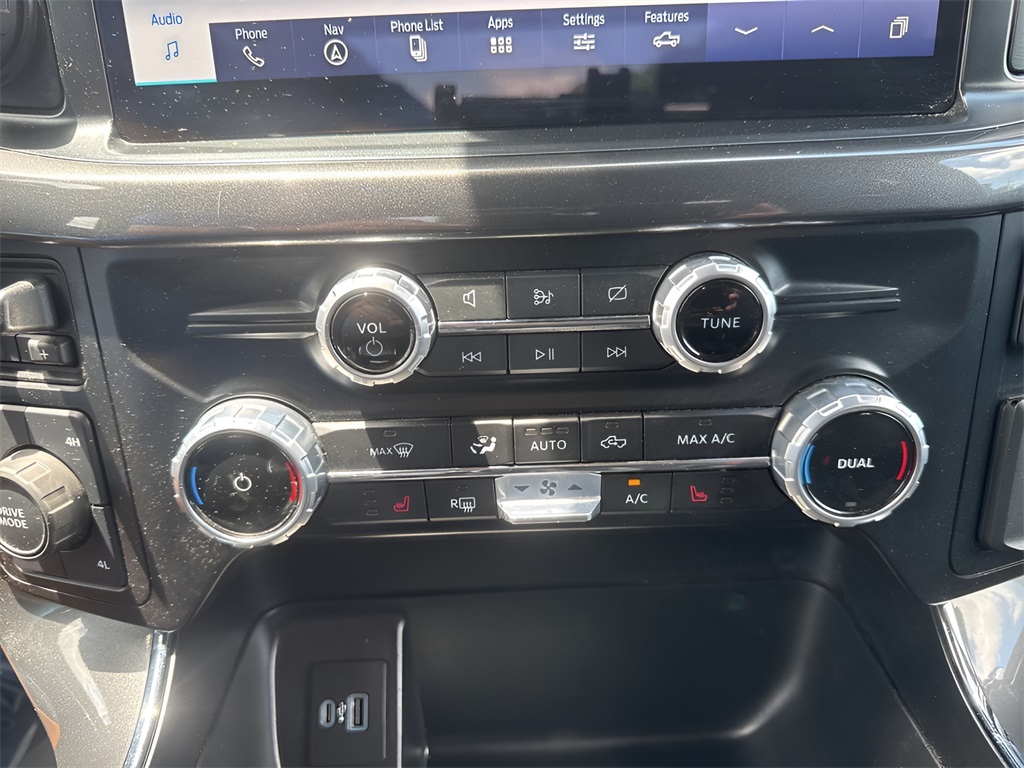 2023 Ford F-150 XLT photo 31