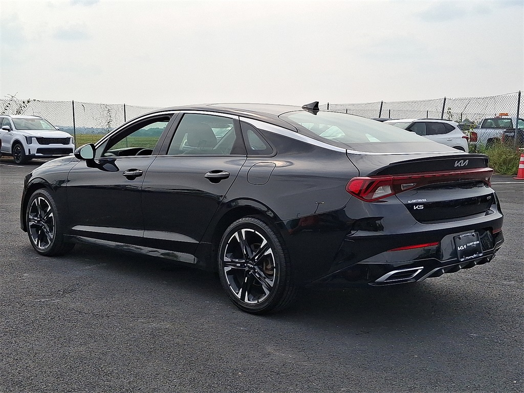 2023 Kia K5 GT-Line photo 4