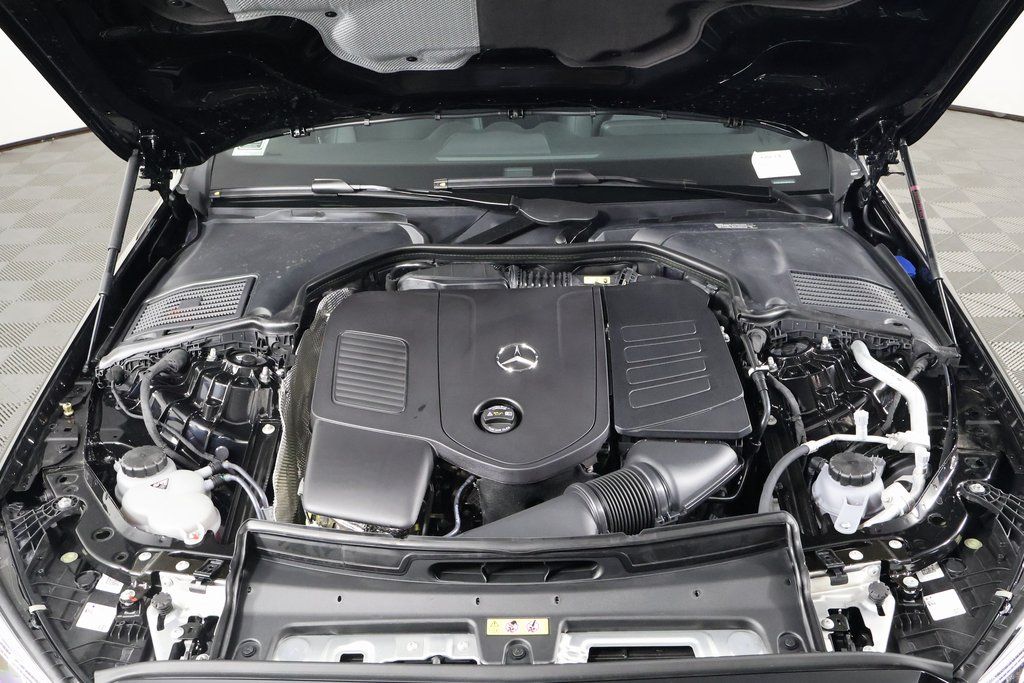 2025 Mercedes Benz C 300 photo 9