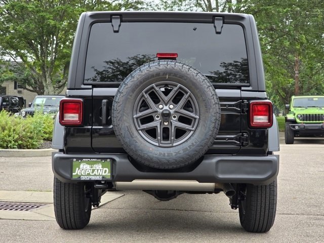 2025 Jeep Wrangler Sport S photo 20