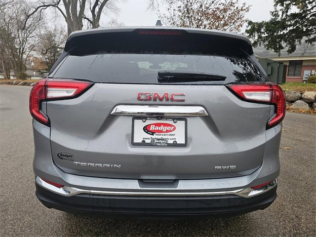 2024 Gmc Terrain SLT photo 4