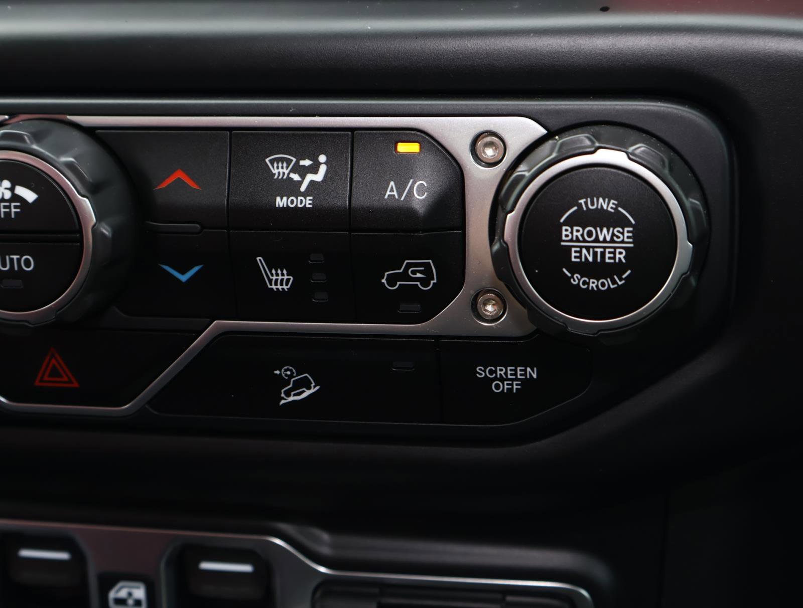 2020 Jeep Wrangler Unlimited Rubicon photo 25