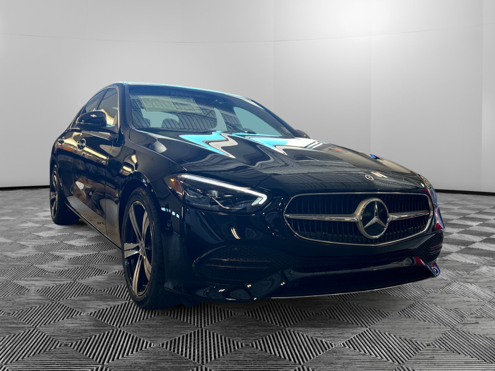 2025 Mercedes-Benz C-Class Sedan C 300's photo