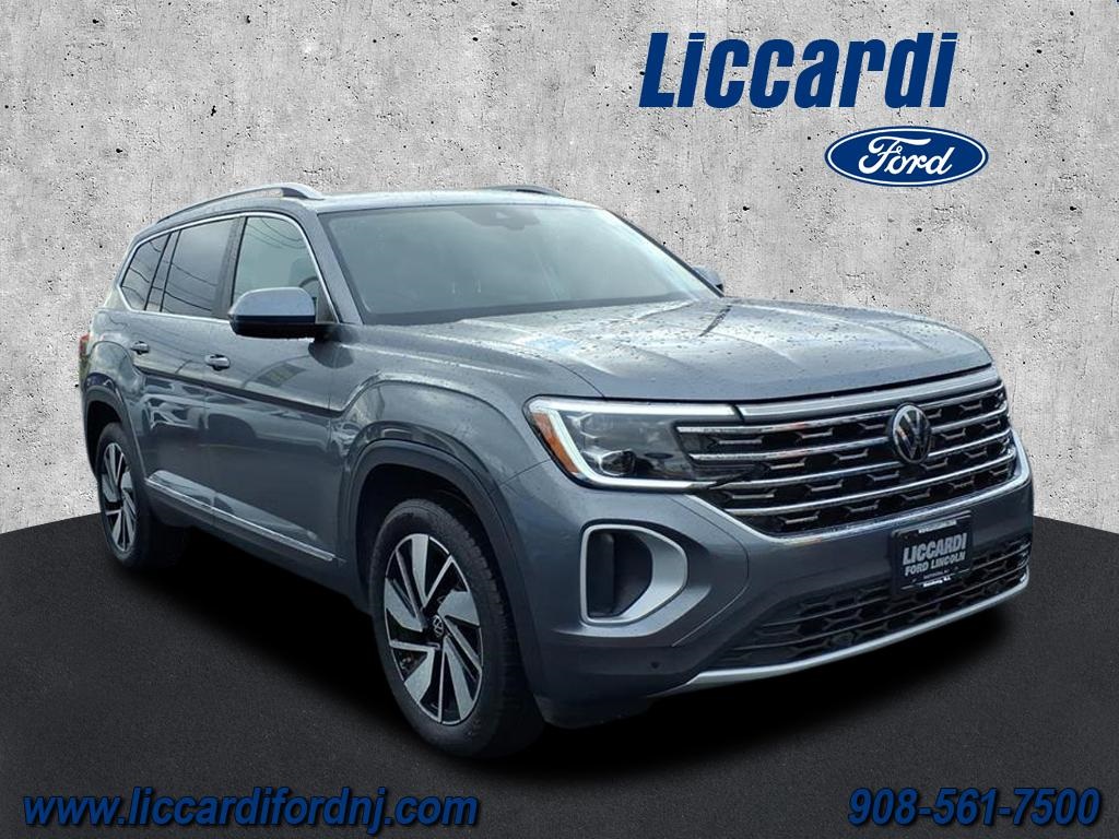 2024 Volkswagen Atlas SEL's photo