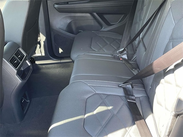 2026 Volkswagen Atlas Cross Sport SE Technology photo 13