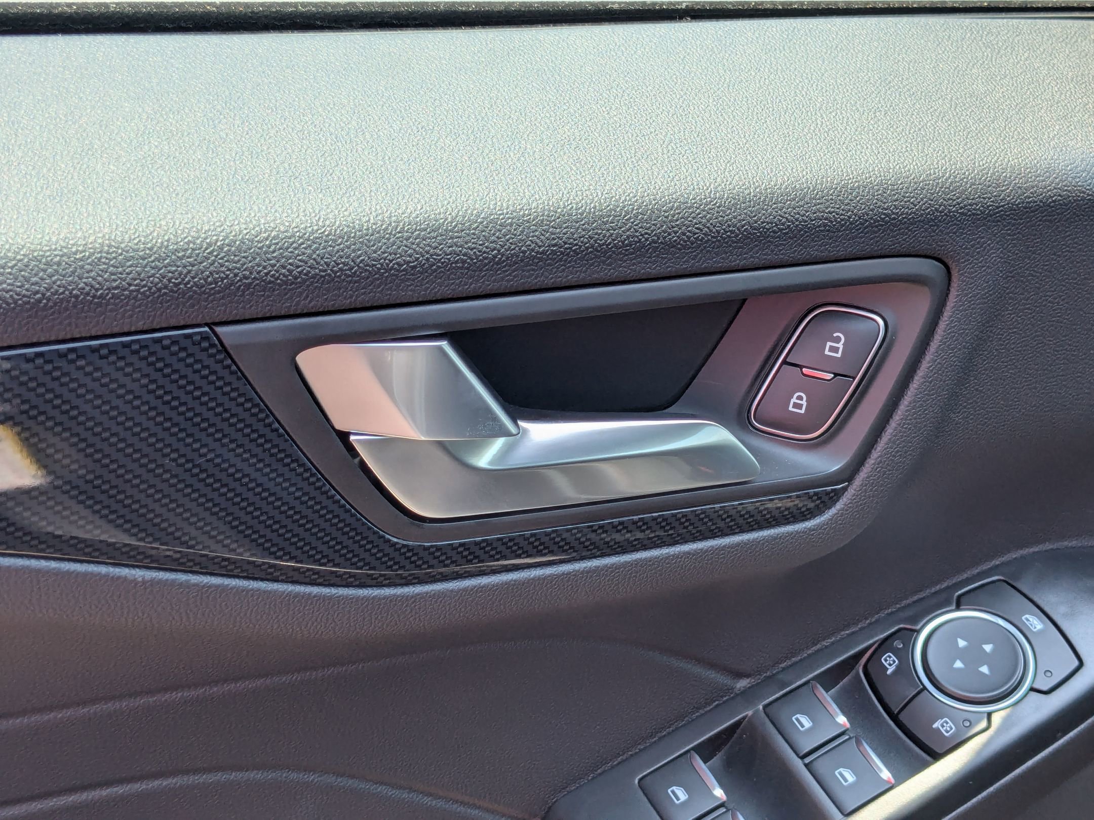 2025 Ford Escape ST-Line photo 11