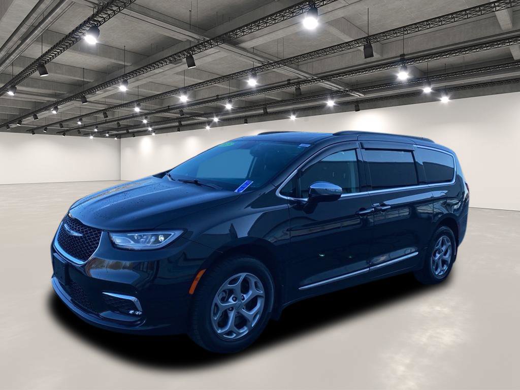 2023 Chrysler Pacifica Limited photo 3