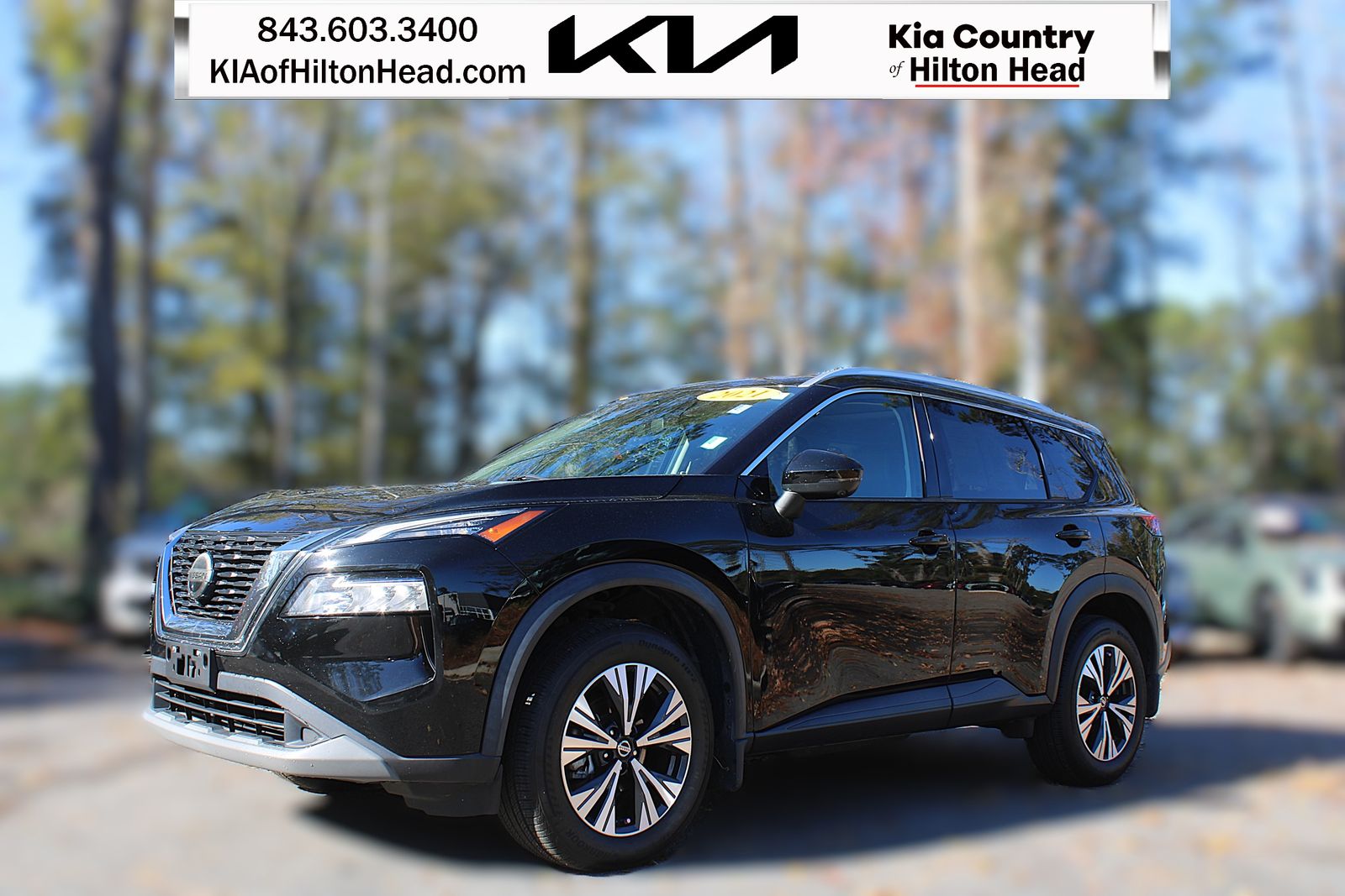 2021 Nissan Rogue SV's photo