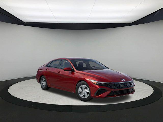 2025 Hyundai Elantra SE photo 2