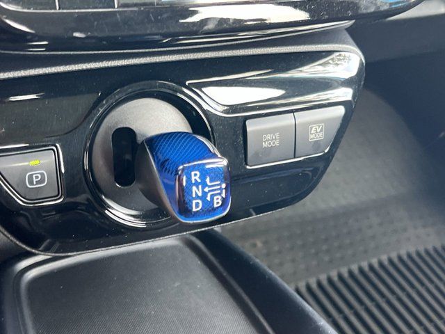 2022 Toyota Prius LE AWD-e photo 12