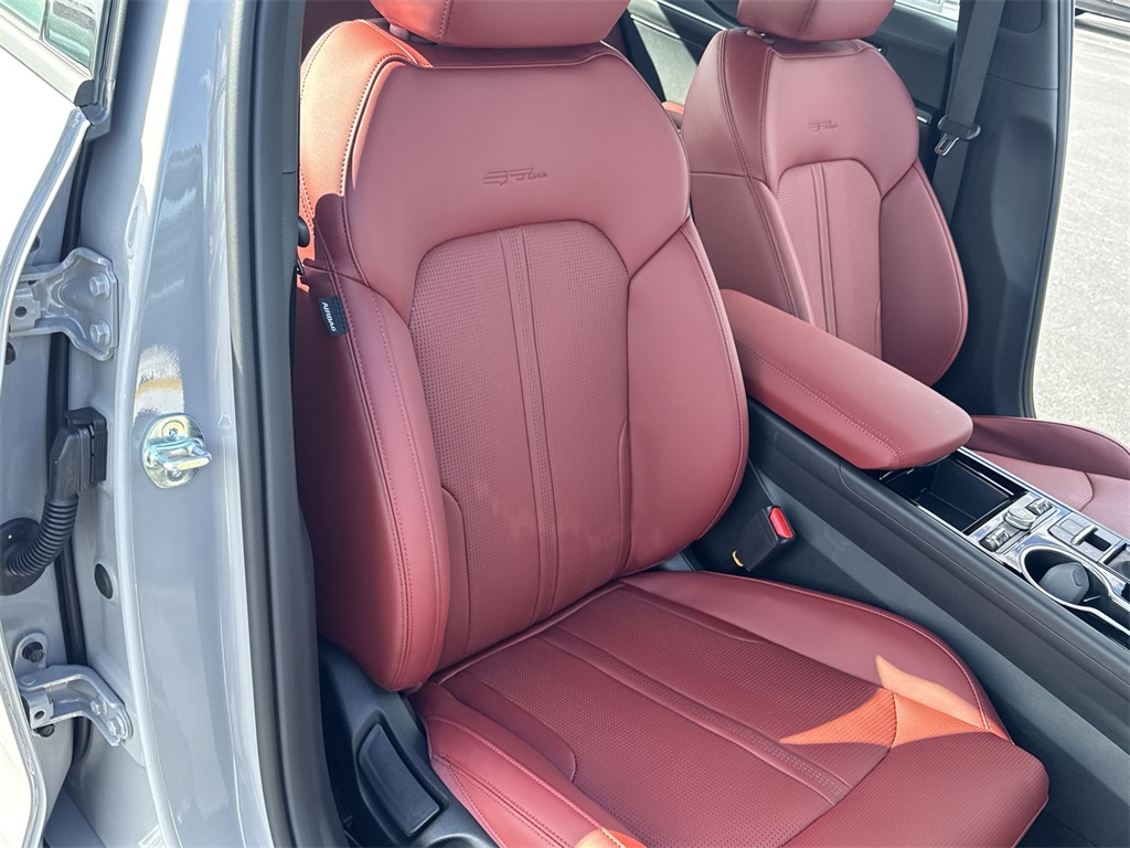 2026 Kia K5 GT-Line photo 30