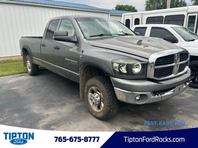 2006 Dodge Ram SLT photo 2