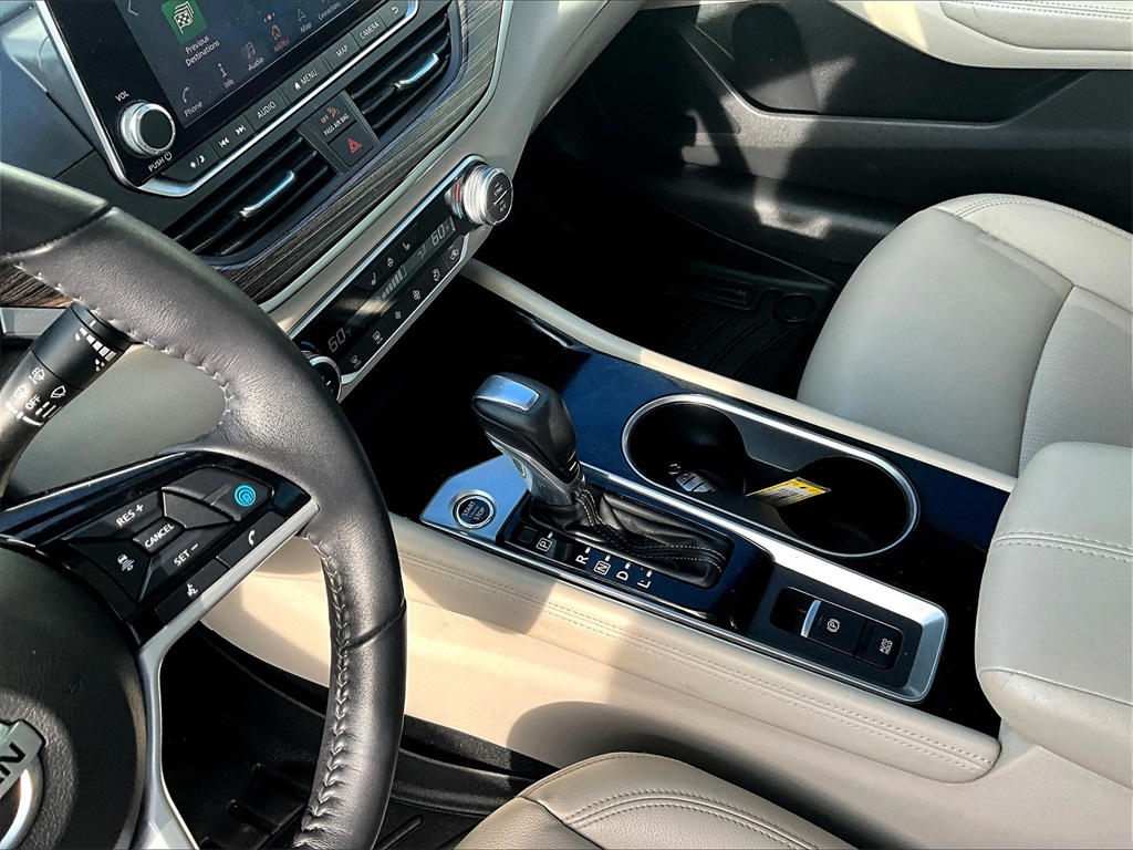 2021 Nissan Altima 2.5 Platinum photo 19