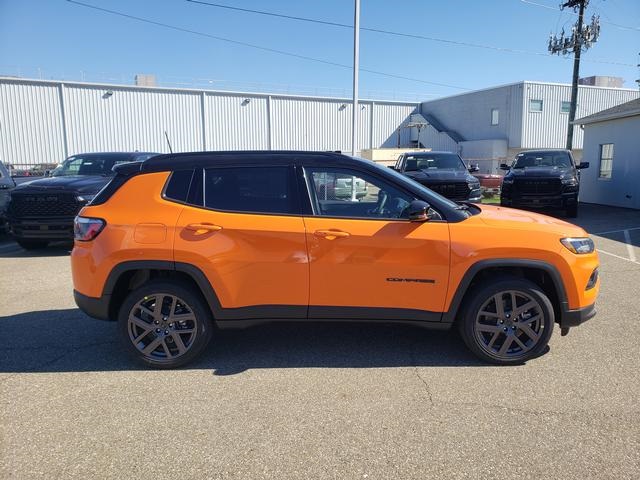 2026 Jeep Compass Limited Altitude photo 4