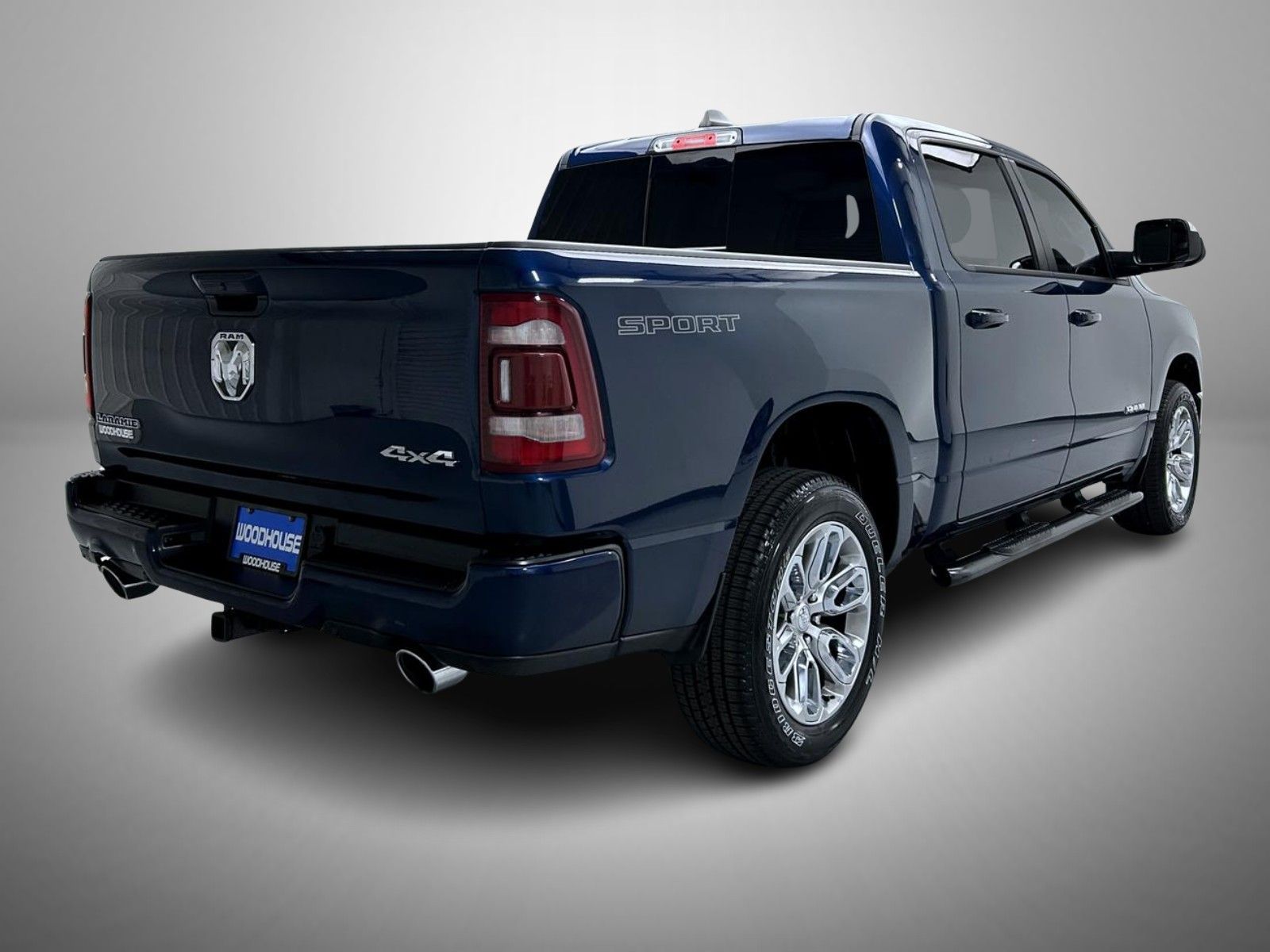 2023 Ram 1500 Laramie photo 3