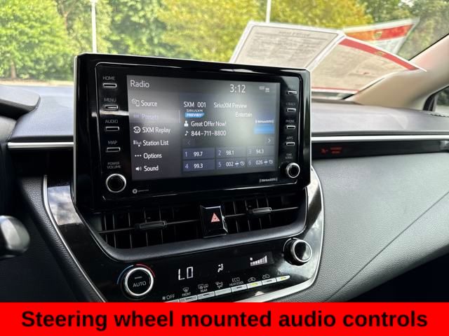 2021 Toyota Corolla LE photo 10